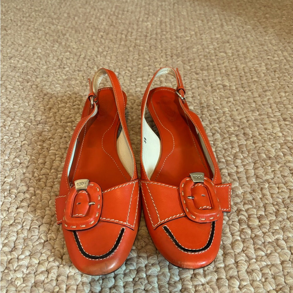 Tod’s Sling-Back Kitten Heels Size 8 38 Shoe with Buckle